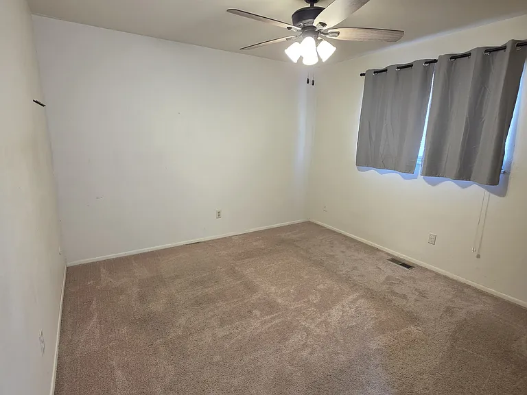 2215 South Dr — Photo 5