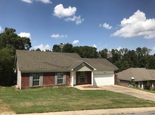 1426 Overview Dr, Benton, AR 72015