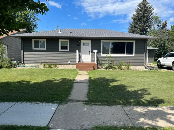 124 S High St, Aberdeen, SD 57401