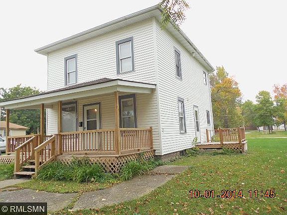 2nd image of 608 Walnut Ave E