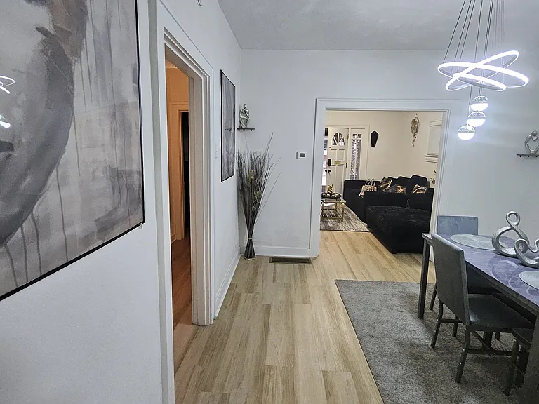 2633 Grand Ave — Photo 18