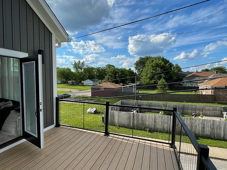 1401 Charles St #B — Photo 7