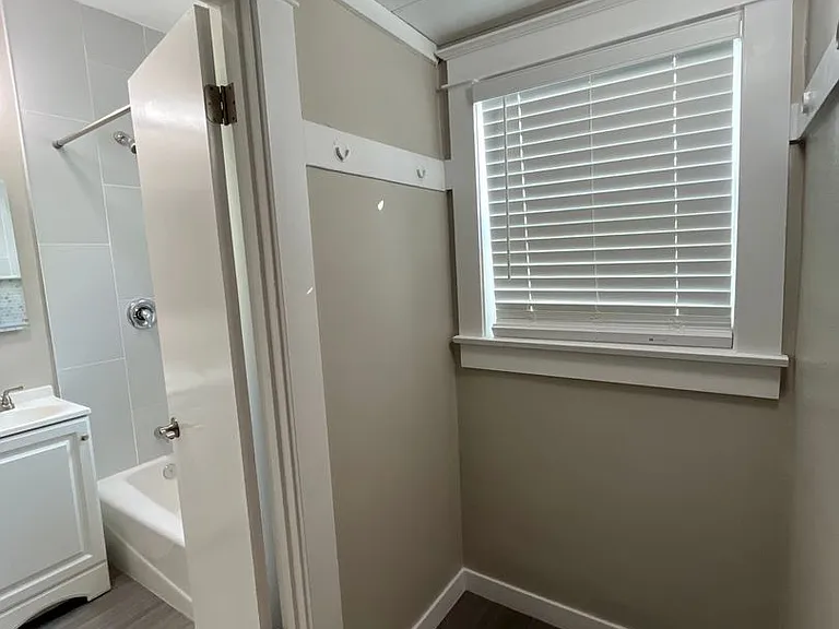 443 Orange Ave Long Beach, Ca 90802 — Photo 8