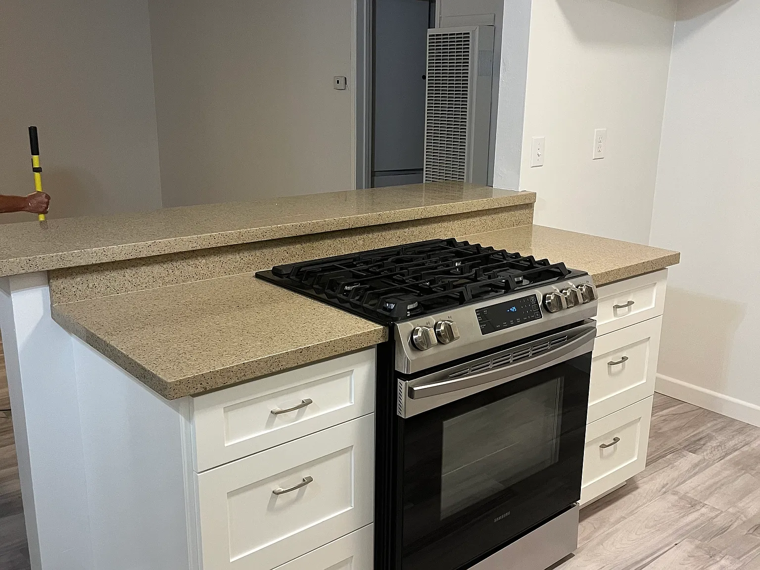 2 bed, $2,300 — Photo 4