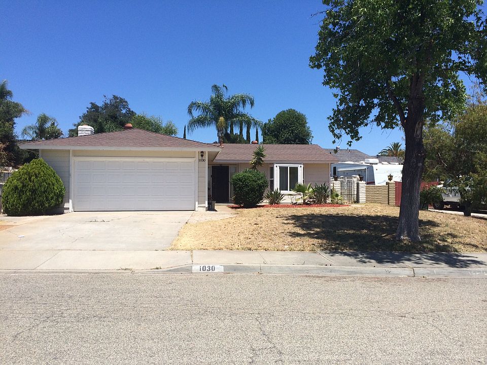 1st image of 1030 Conway Dr