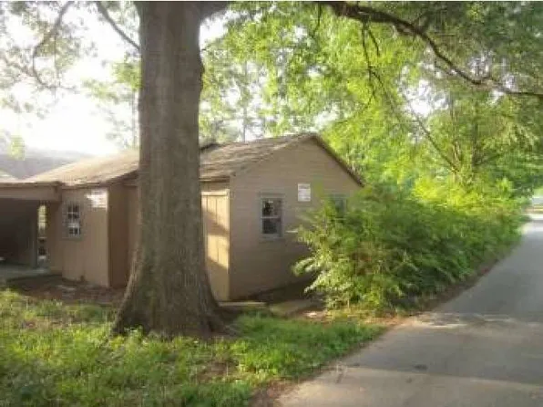 1920 Montgomery Ave SW, Decatur, AL 35601
