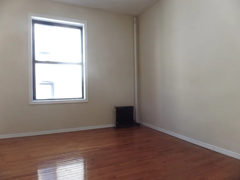 608 W 188th St #56 — Photo 5