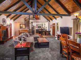 1055 Meadowbrook Rd, Lake Arrowhead, CA 92352