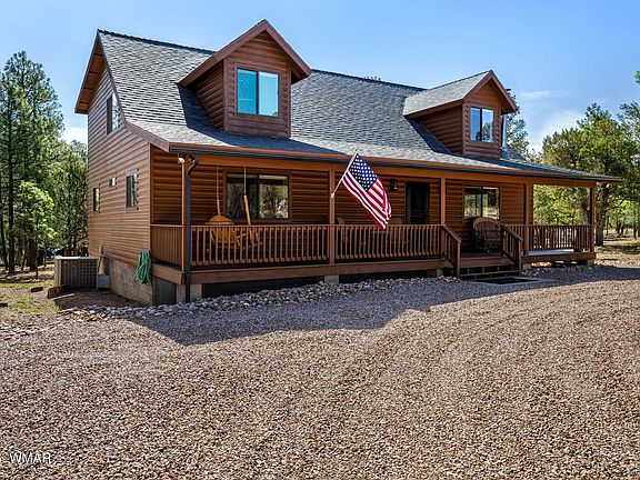 3rd image of 2797 Paradise Pines Rd
