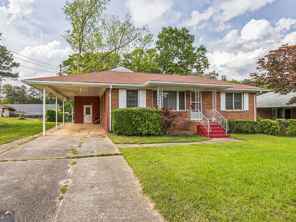 1st image of 5295 Woodland Dr