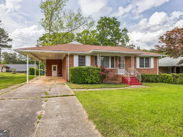 5295 Woodland Dr, Lake City, GA 30260