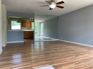 610 Richards Ln, Champaign, IL