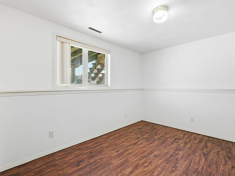 809 W Ridgeview Dr — Photo 9