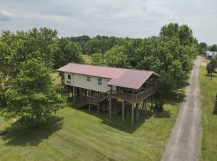 346 Martin Landing Rd, Lobelville, TN 37097
