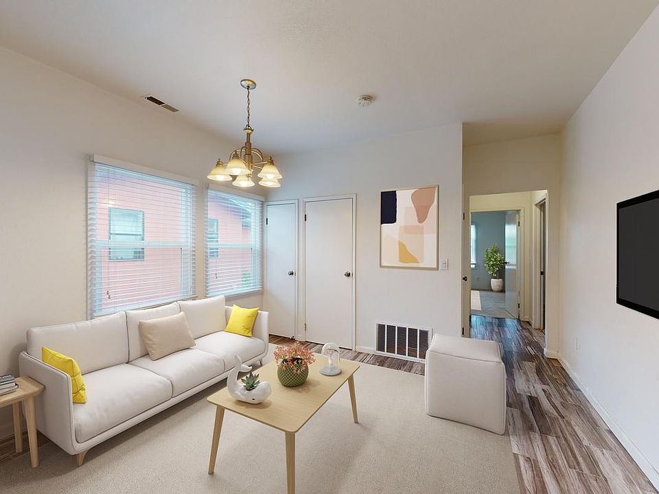 Optionally furnished common areas! Common areas can come beautifully furnished by our in-house design team for an additional fee.