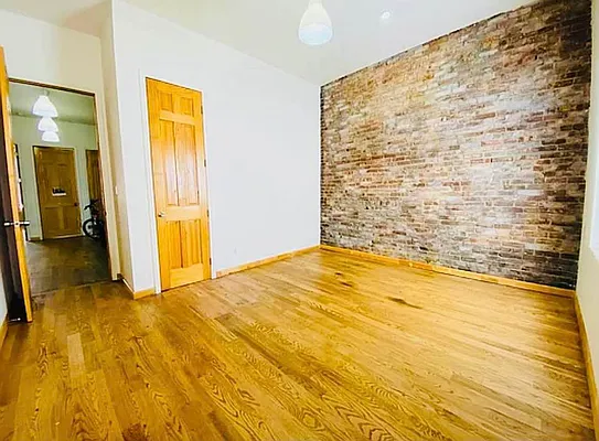 Rented by null | media 8