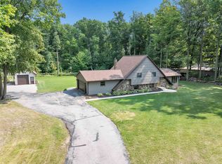 2028 Westline Rd, Green Bay, WI 54313