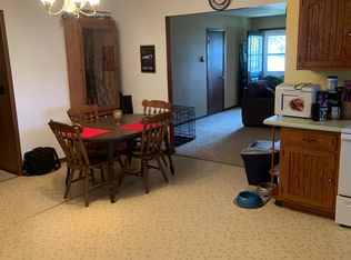 112 W Greene St APT 1, Castalia, IA 52133