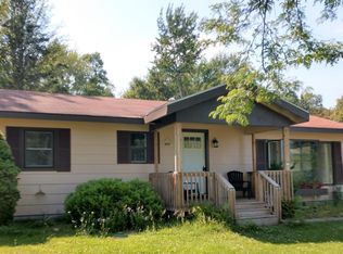 15341 Harmony Ln, Cheboygan, MI 49721