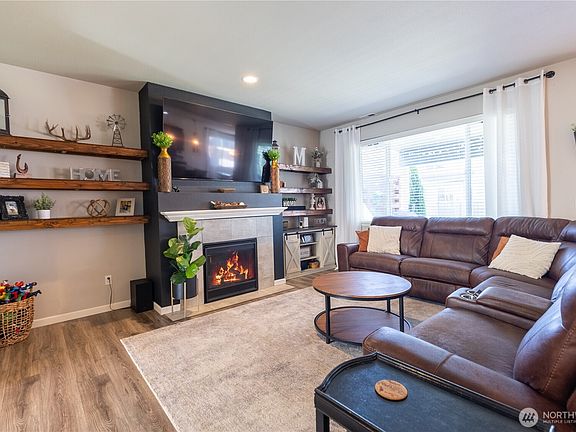 4th image of 9964 Justman Street SE