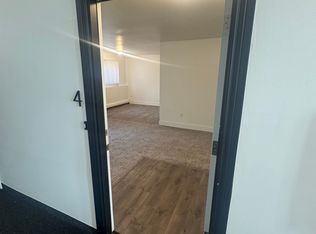 384 W Drahner Rd #C4, Oxford, MI 48371