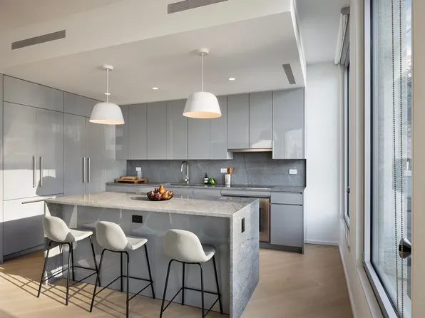 8 South 4th Street image 5 of 21