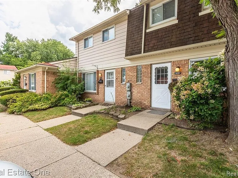 1407 Laurel Valley Dr — Photo 2