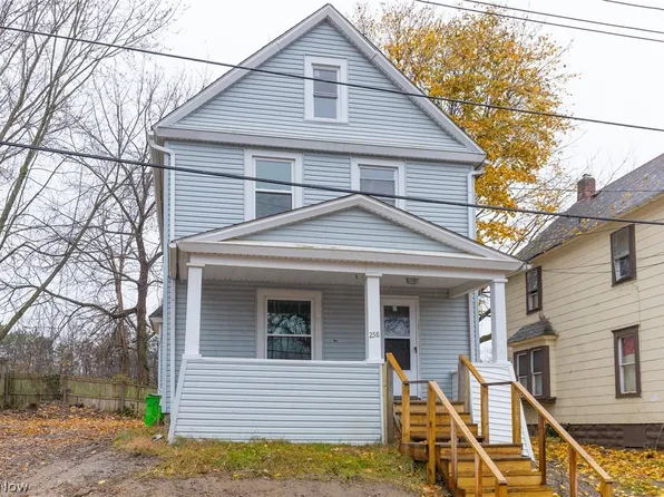258 Oberlin Ct, Akron, OH 44311