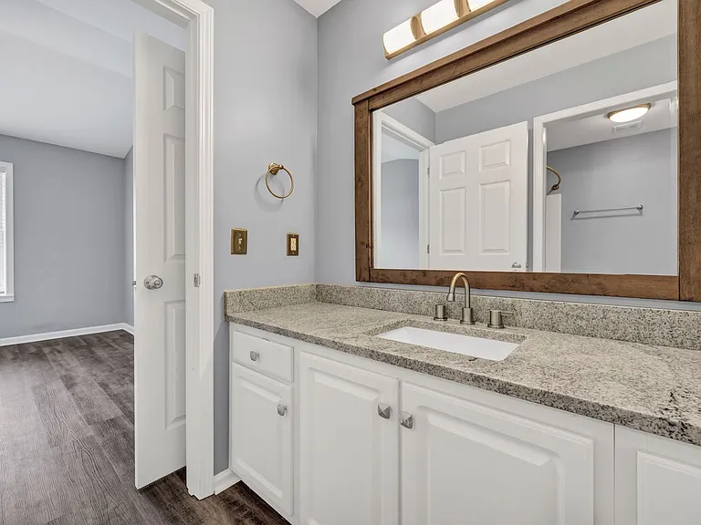 120 W Horn Ct — Photo 24