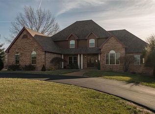 13536 Pine Wood Trl, Saint Louis, MO