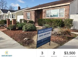 5211 E Wardlow Rd, Long Beach, CA 90808