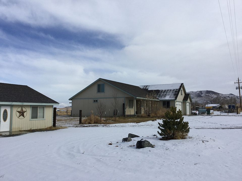 1st image of 20 Canyon Dr