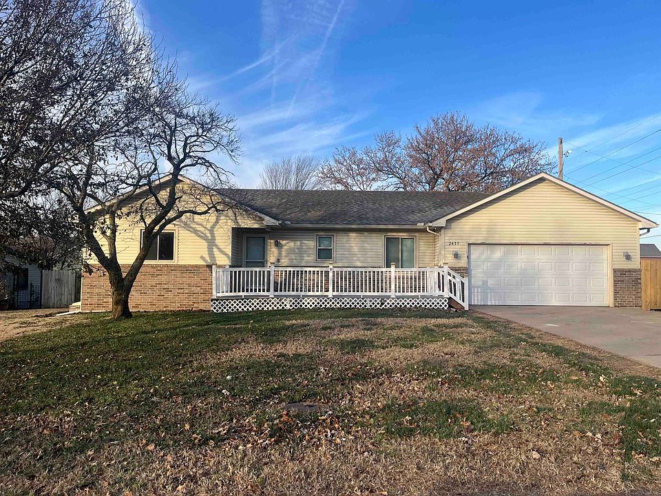 1st image of 2435 Wedgewood Dr
