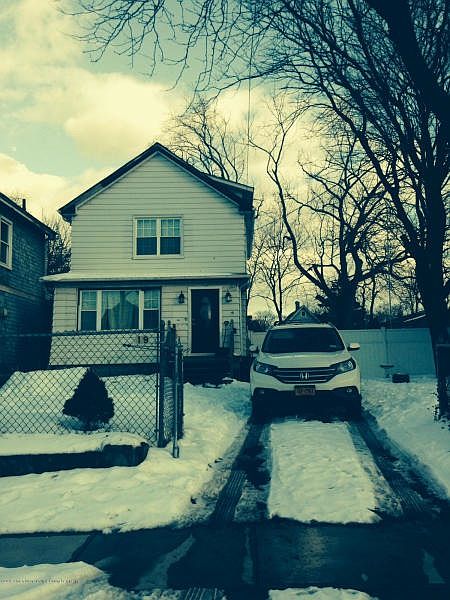 1st image of 19 Ordell Ave