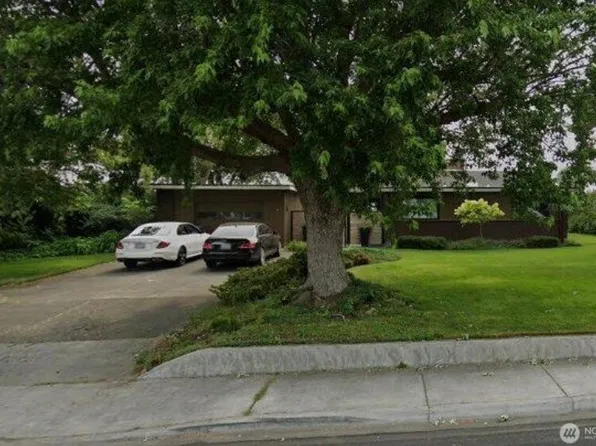 614 N Crestview Drive, Moses Lake, WA 98837