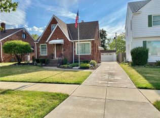 6190 Manchester Rd, Parma, OH 44129