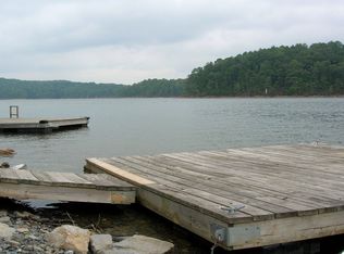 10 Eagle Dr, White, GA 30184