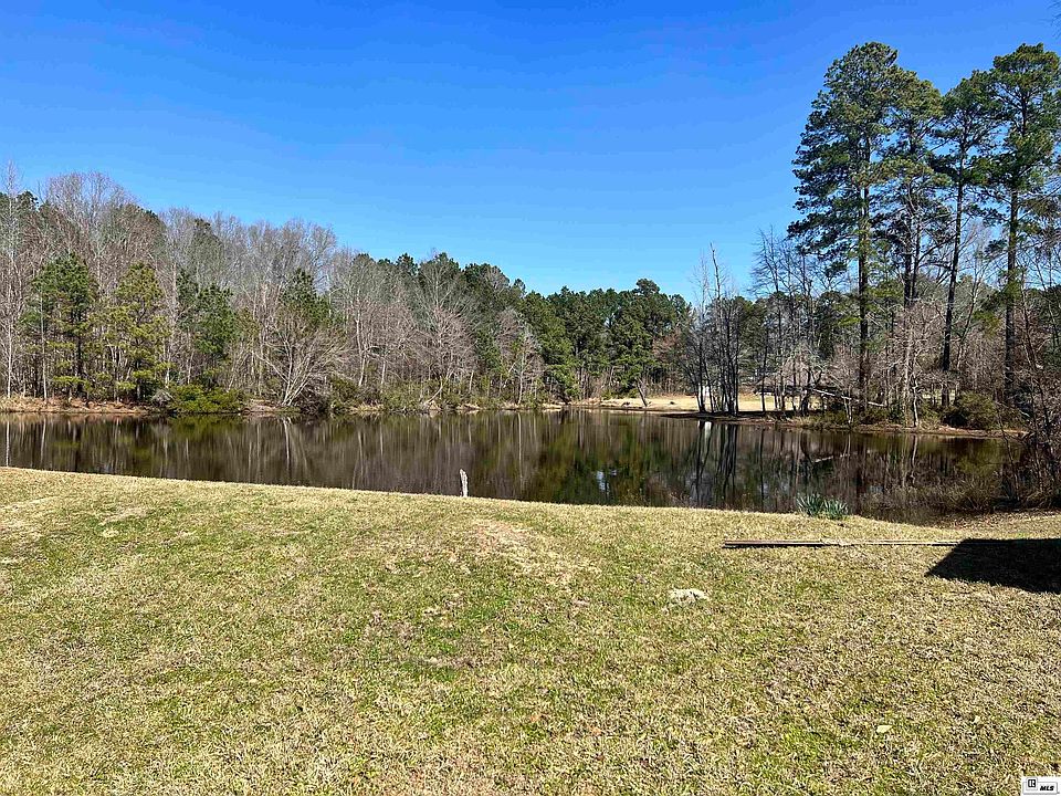 2nd image of 200 Woodland Springs Dr