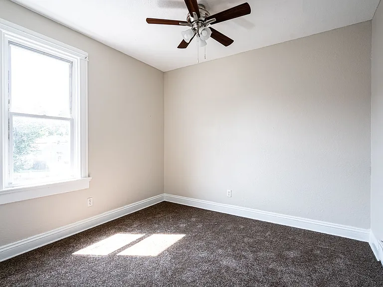 3315 N Holton St — Photo 14