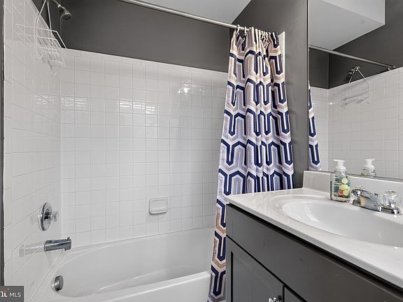 2nd image of 7210 Silver Thorn Way