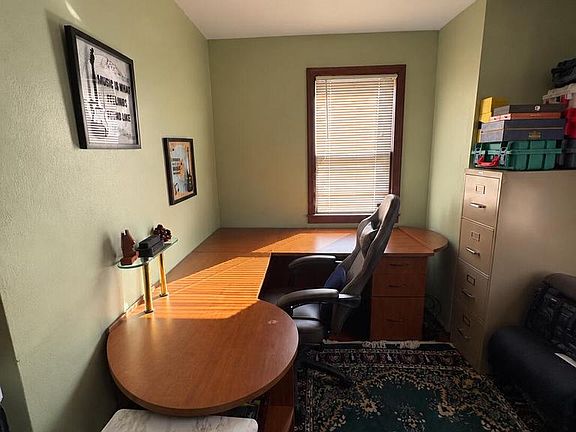 5th image of 2609 Gillen STREET