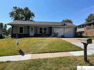 14717 Holmes St, Omaha, NE 68137