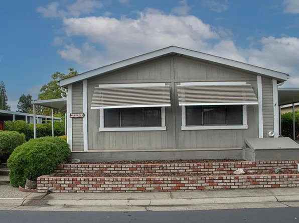 6923 Daisy Ln, Citrus Heights, CA 95621