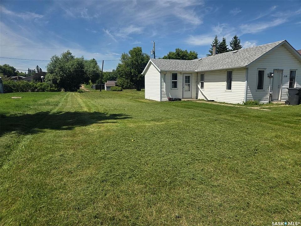 1st image of 218 Main STREET