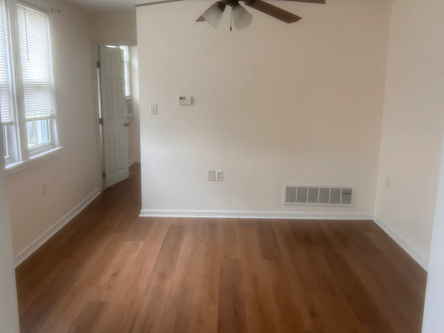 1 bed, 500 sqft, $1,500 — Photo 3