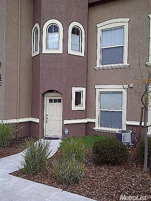 1st image of 5562 Tares Cir #5562