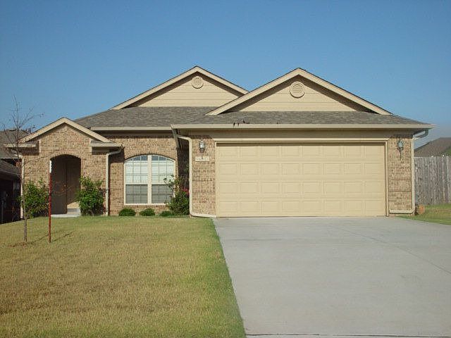1st image of 526 Bethany Oaks Dr