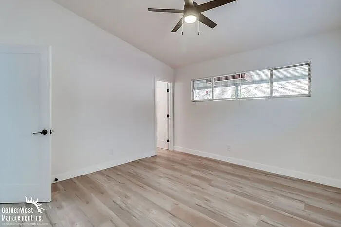 3182 Central Ave — Photo 10
