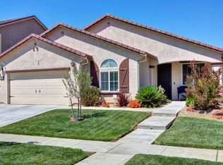 8256 Wymark Dr, Elk Grove, CA 95757