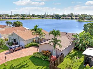 5481 Mirror Lakes Blvd, Boynton Beach, FL 33472